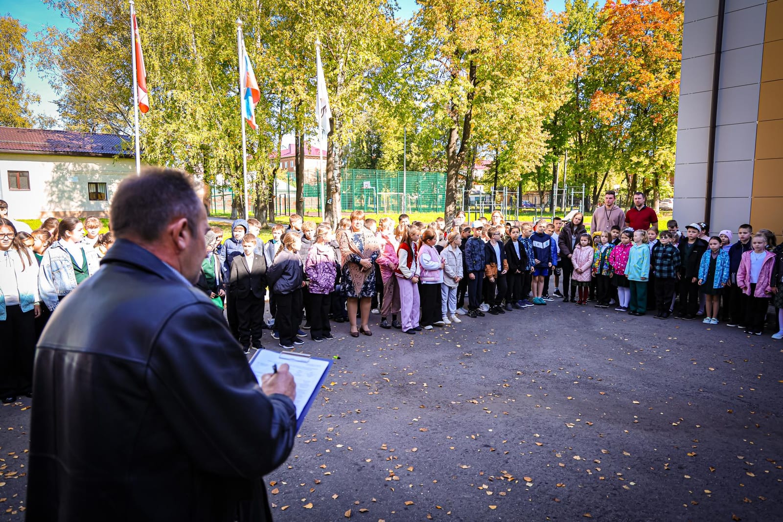 В городском округе Клин прошли всероссийские учения по эвакуации в третьем отделении школы имени Маргариты Калининой.